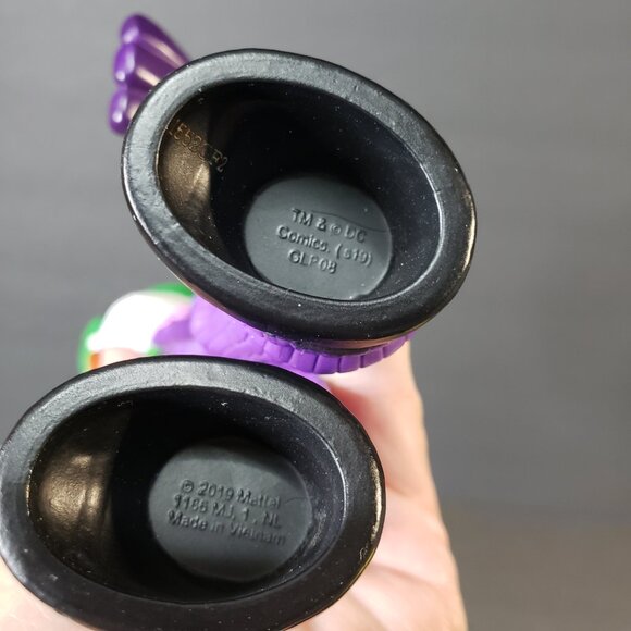 Mattel The Joker Flextreme Bendable 7” Purple Figure Toy Big Hands - Picture 7 of 7